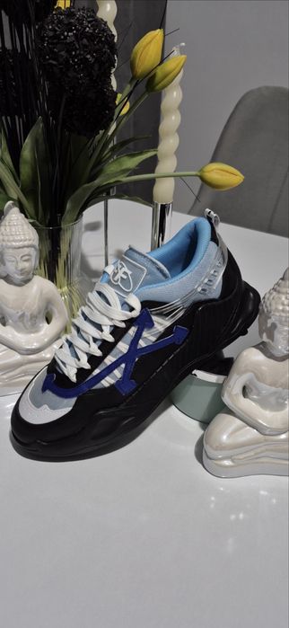 Adidași Off-White Odsy