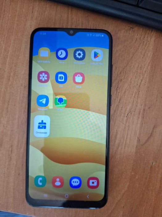 Samsung Galaxy A04e + Powerbank 10000 мАч