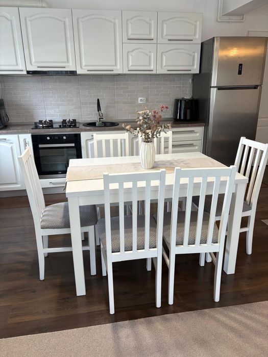 Vand mobila de bucatarie