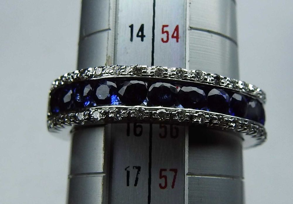 Пръстен бяло злато с диаманти и сапфири