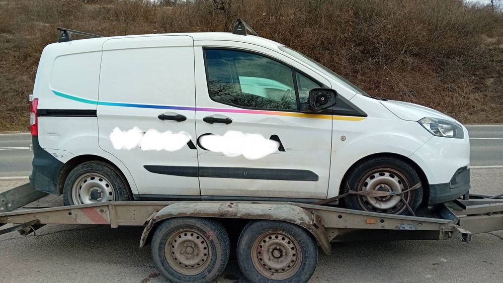 Ford focus si tranzit courier dezmembrez