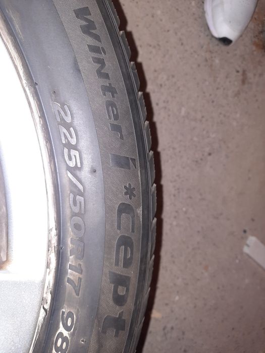 Roți complete jantă și cauciuc