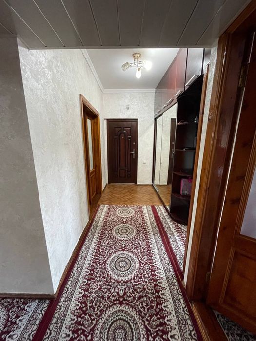 Продам квартиру на Карасу 1