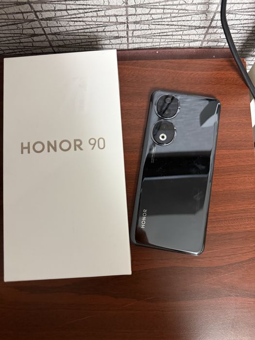 Хонор 90      8/256гб черный