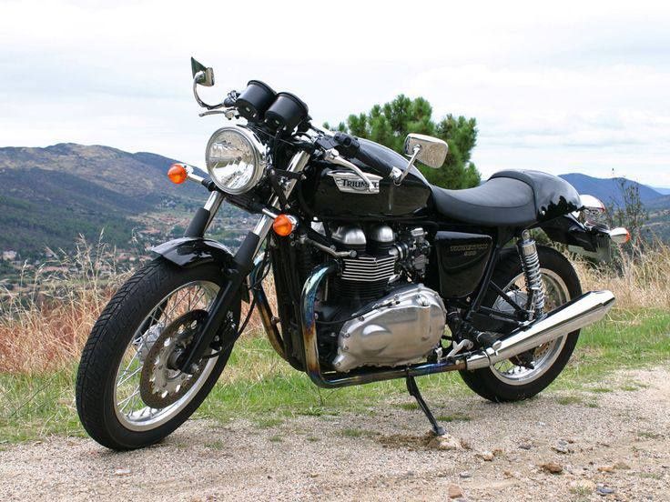 Mototsikl Yamaha XJR 400