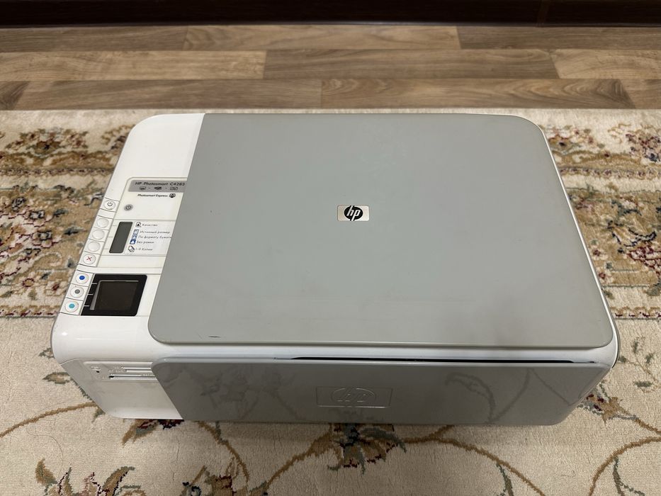 продам принтер HP Б/У