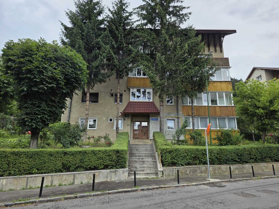 Garsoniera Bloc vila Racadau Brasov. Proprietar