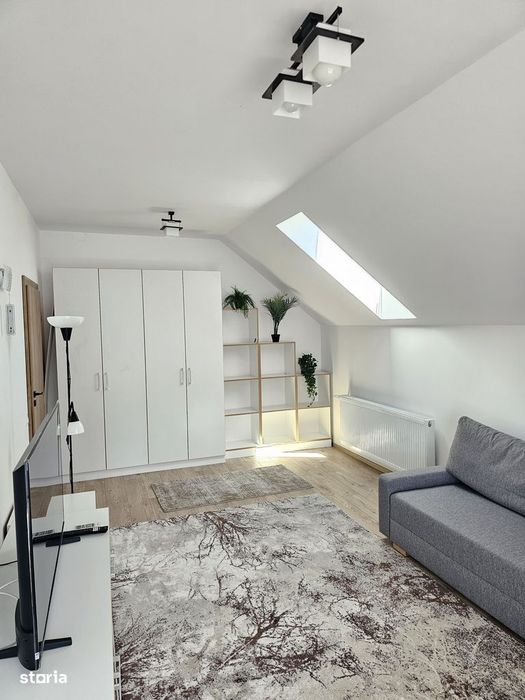 Apartament 2 camere etaj 2/2 în casa tip vila, Brasov - Tractorul