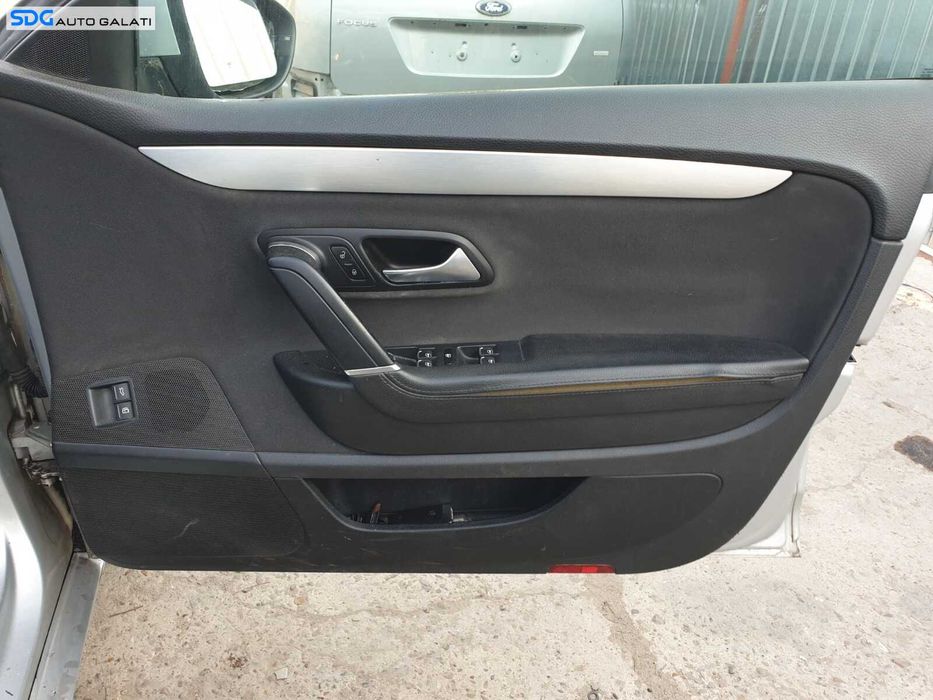 Panou Tapiterie Fata Interioara Usa Portiera Dreapta Fata Volkswagen Passat CC 2008 - 2012 [C3888]