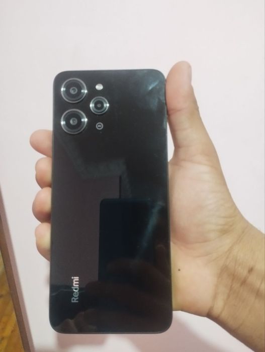 Redmi 12 xolati zo‘r