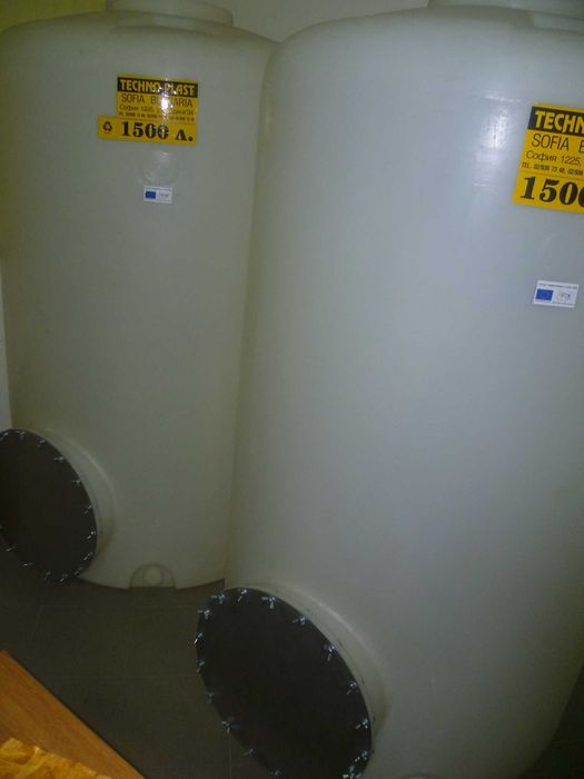 Неупотребявани съдове с люк