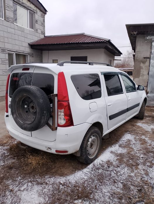 Продам 2 ларгуса