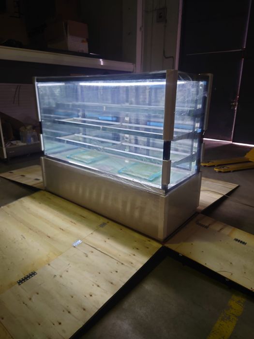 Vitrina frigorifica VERA 180 cm / cofetarie / patiserie