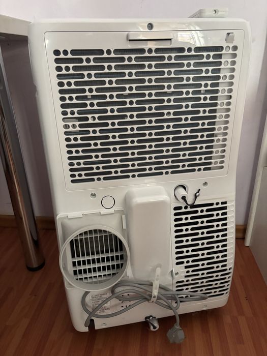 Aer Conditionat Portabil HiSense APC12QC 12.000BTU WiFi