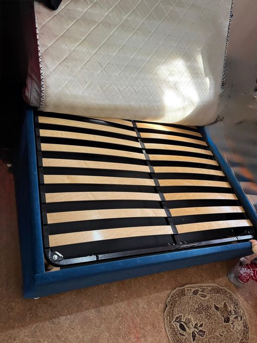 Кровать двуспальная 180*200