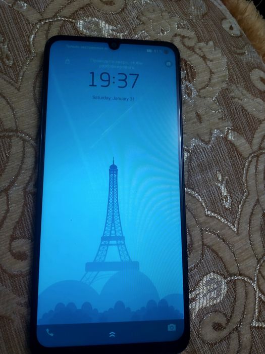 Vivo продам телефон в идеальном состоянии.
