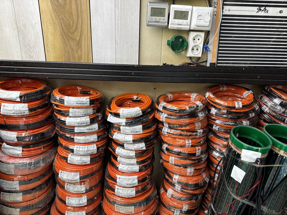 Кабельный электриеский тёплый пол.