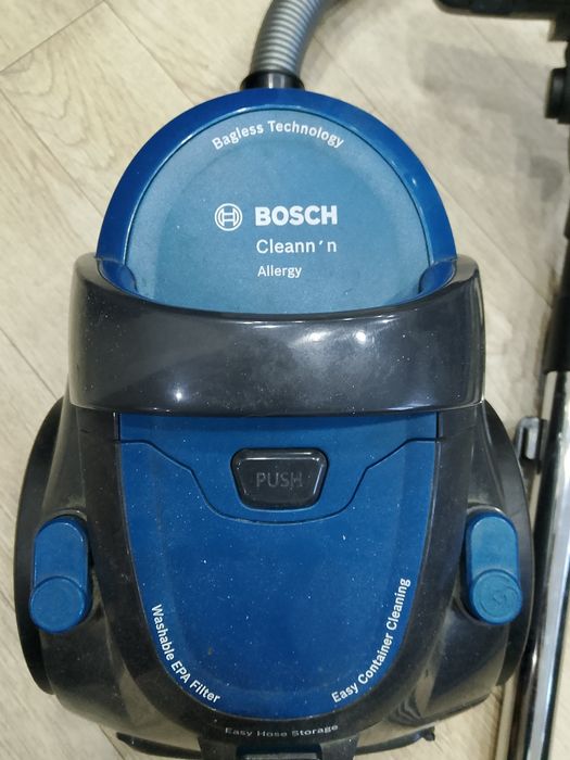 Продам пылесос  BOSCH.