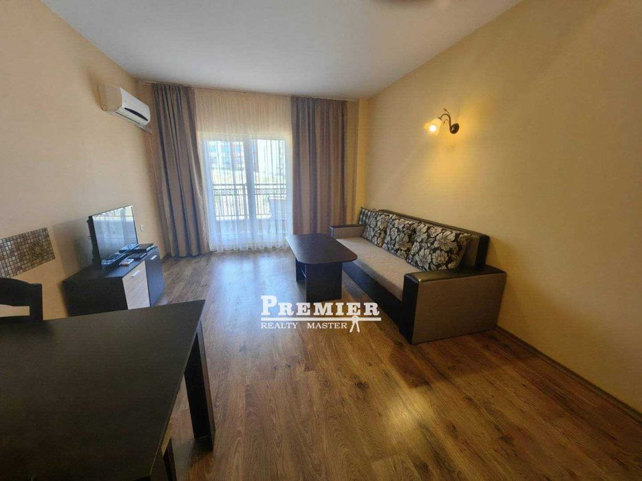 Продава се Двустаен апартамент в Бургас, Акациите - 67 кв.м за 1403 €/кв.м - Снимка #6