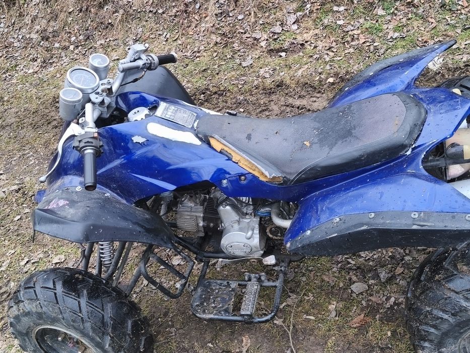 Vând ATV 125 3+1
