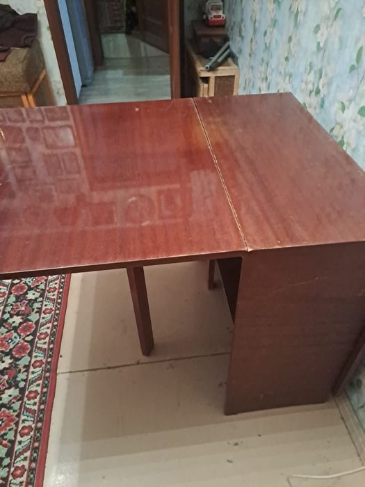 Продам стол тумба