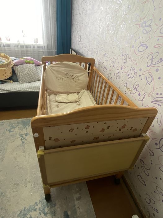 Продам кроватку