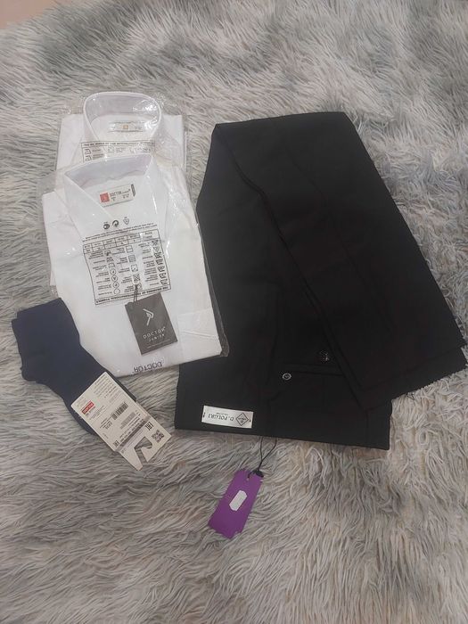 Форма на мальчика 9-10 лет. Носки 33-36 разм. Брюки талия 68 см