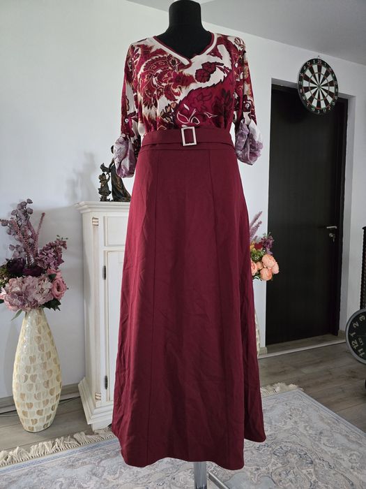 Fusta maxi burgundy, superba, curea proprie in talie