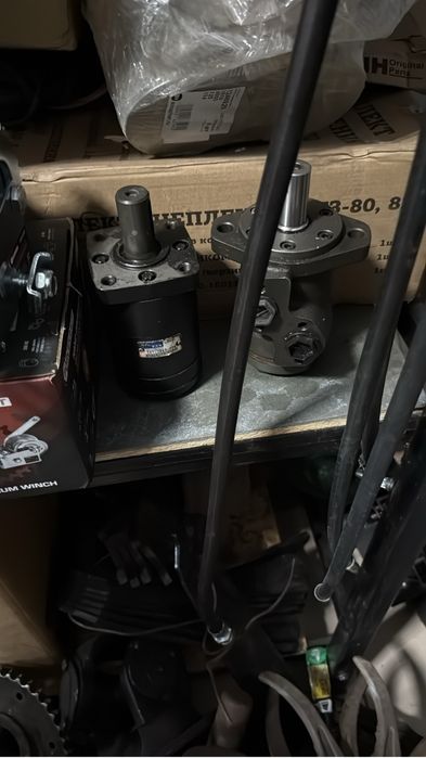 Насосы разные уголок Мт  з