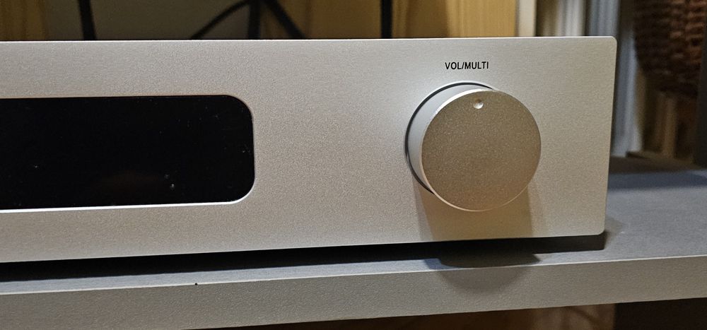 Auna Art22 Amplifier DAB+ BT white/silvr