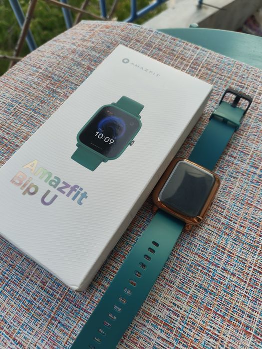 Смарт часовник Amazfit Bip U by Xiaomi, чисто нов!