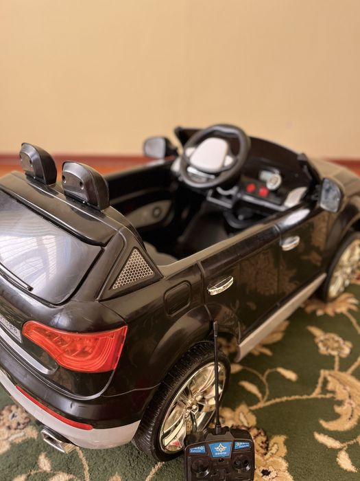 Машина продается, срочно