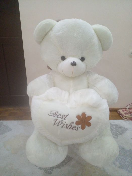 Плюшевая мишка, большая, для детей.