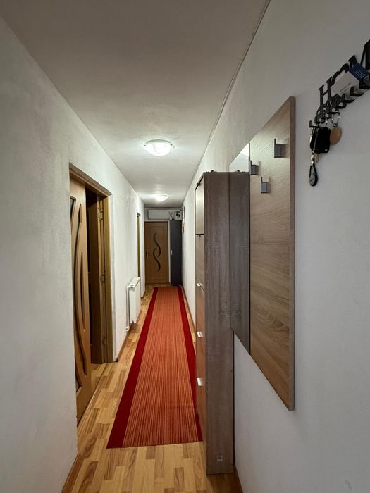 Vând apartament în centrul orașului