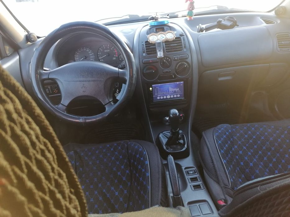 Продам машину Митсубиси