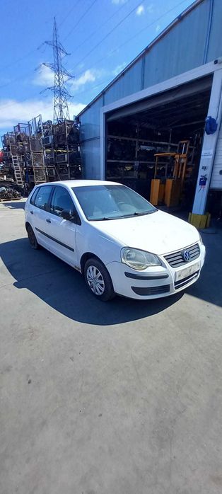 vw polo  an 2005 Dezmembrez/Dezmembram