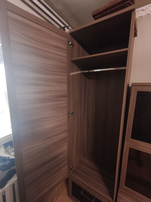 Продам    стенку