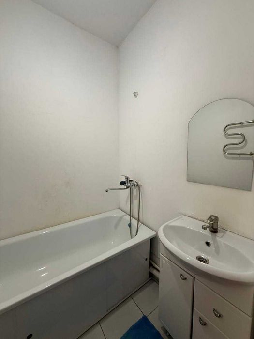 2 комнатная на КСК 66 м2