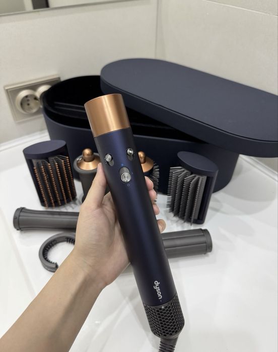 Dyson оригинал полный комплект