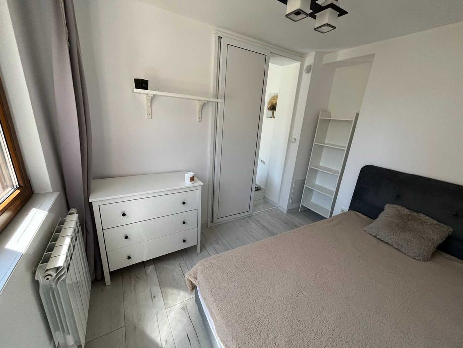 Тристаен апартамент в Манастирски ливади на ул.Иван Сусанин и гараж