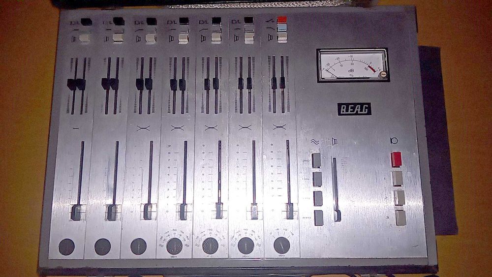 Смесителен пулт BEAG PKP 11