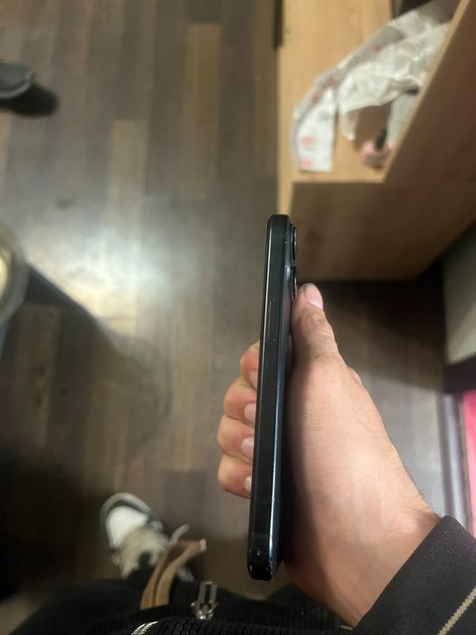 iPhone 15 128GB – 85% baterie – Face ID – complet funcțional – negociabil