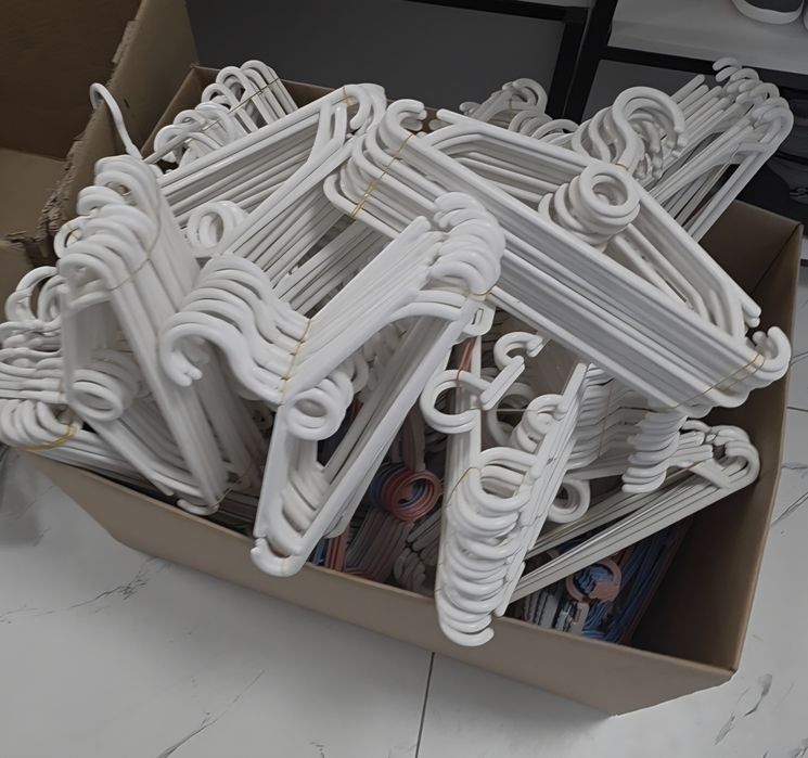 Вешалка плечики детские