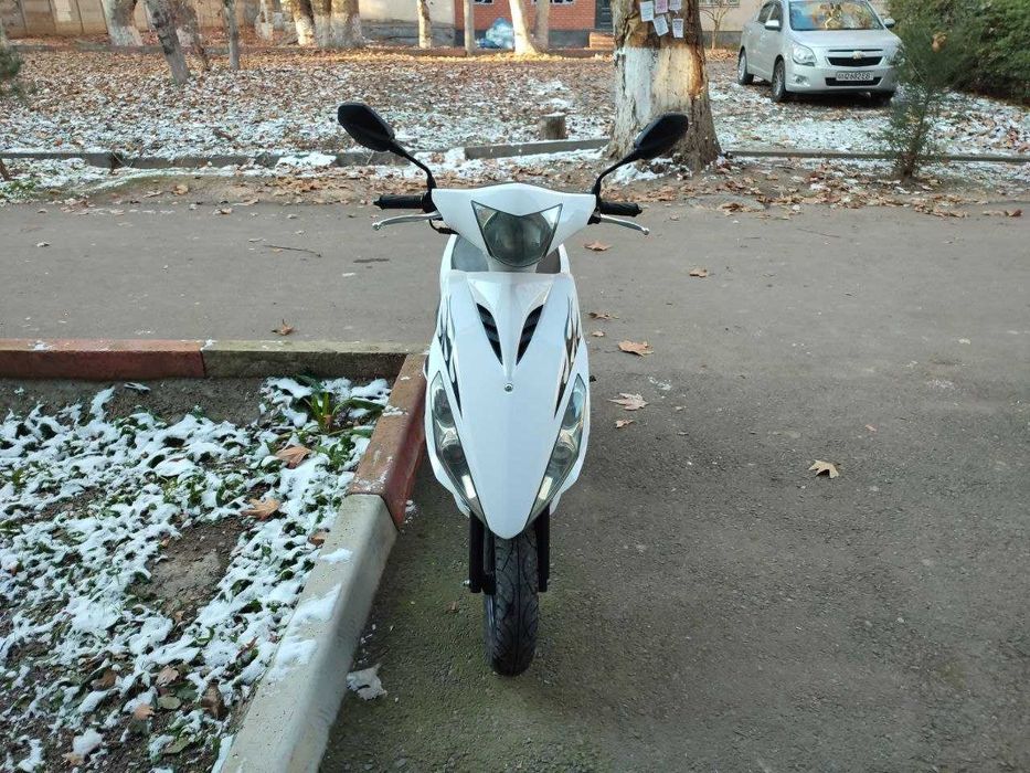 Скутер vento 49к