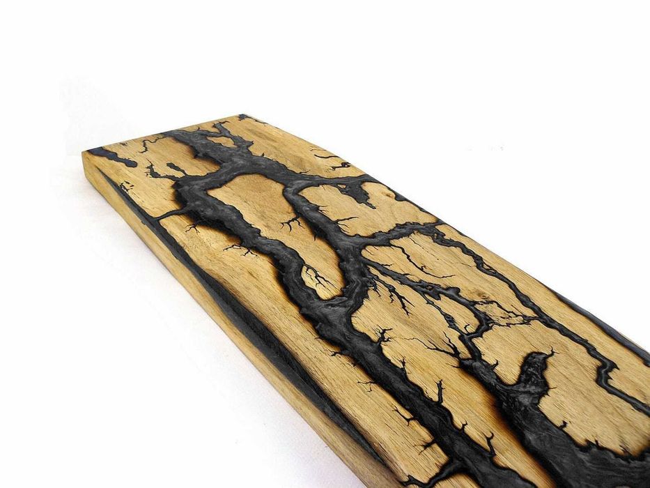 Дъска/рафт от череша с епоксидна смола и  Lichtenberg изгаряне  ~93cm