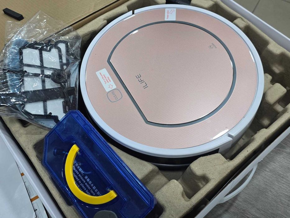 Робот-прахосмукачка ILIFE V7S PLUS