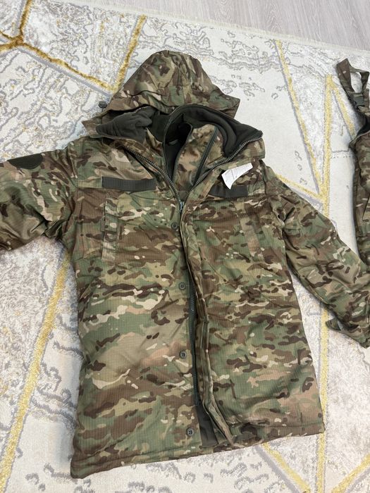 Бушлат сатылады.