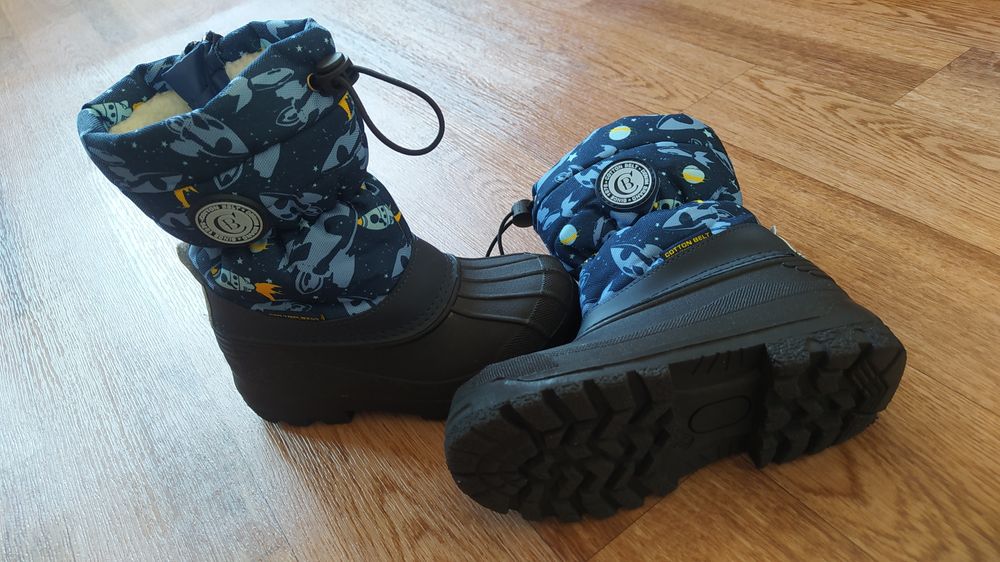 Продам сноубутсы на мальчика