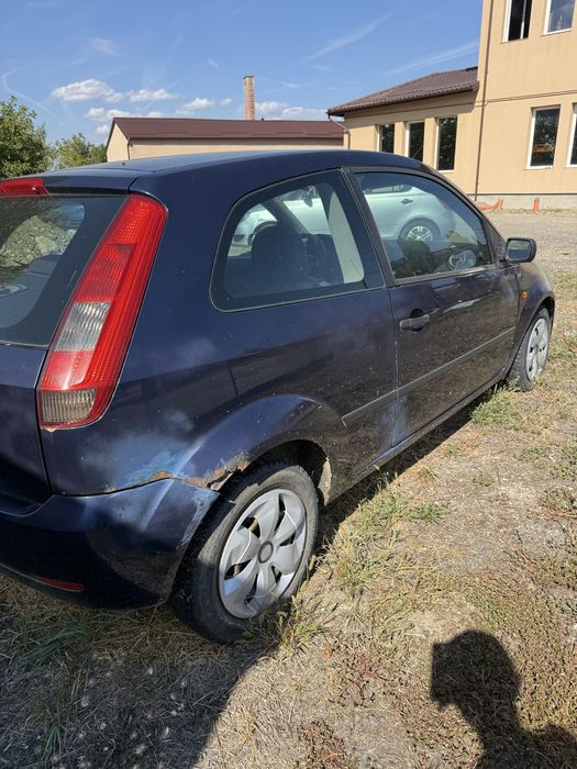 Ford Fiesta 1.4 benzina 2004