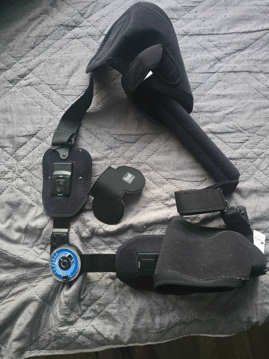 Ортеза за дясна ръка Bort ROM, стабилизираща и фиксираща с механизъм и регулация на двете дължини, дясна